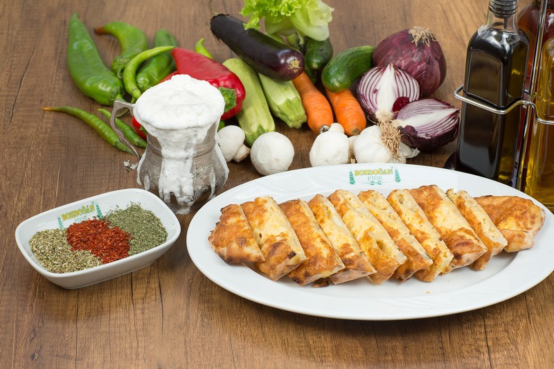 Peynirli Sade Pide(Sebzeli)